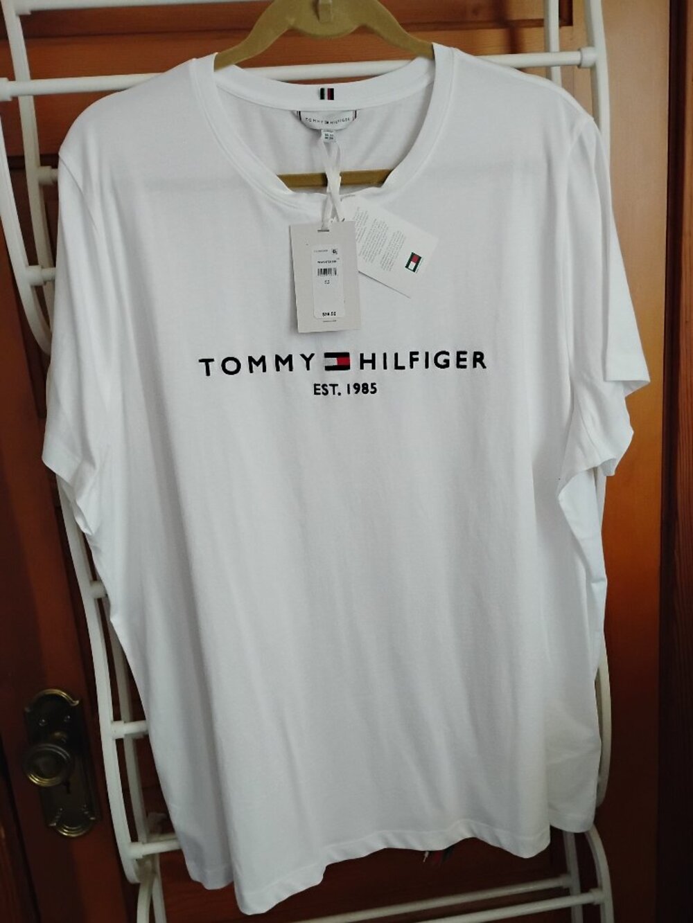 Tommy Hilfiger t shirt sz 20
